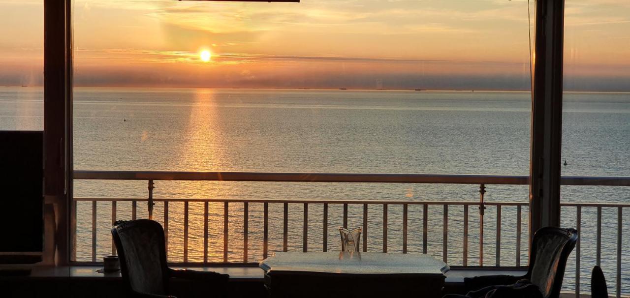The Best Sea & City View Ostend - Parking Optional Exteriör bild